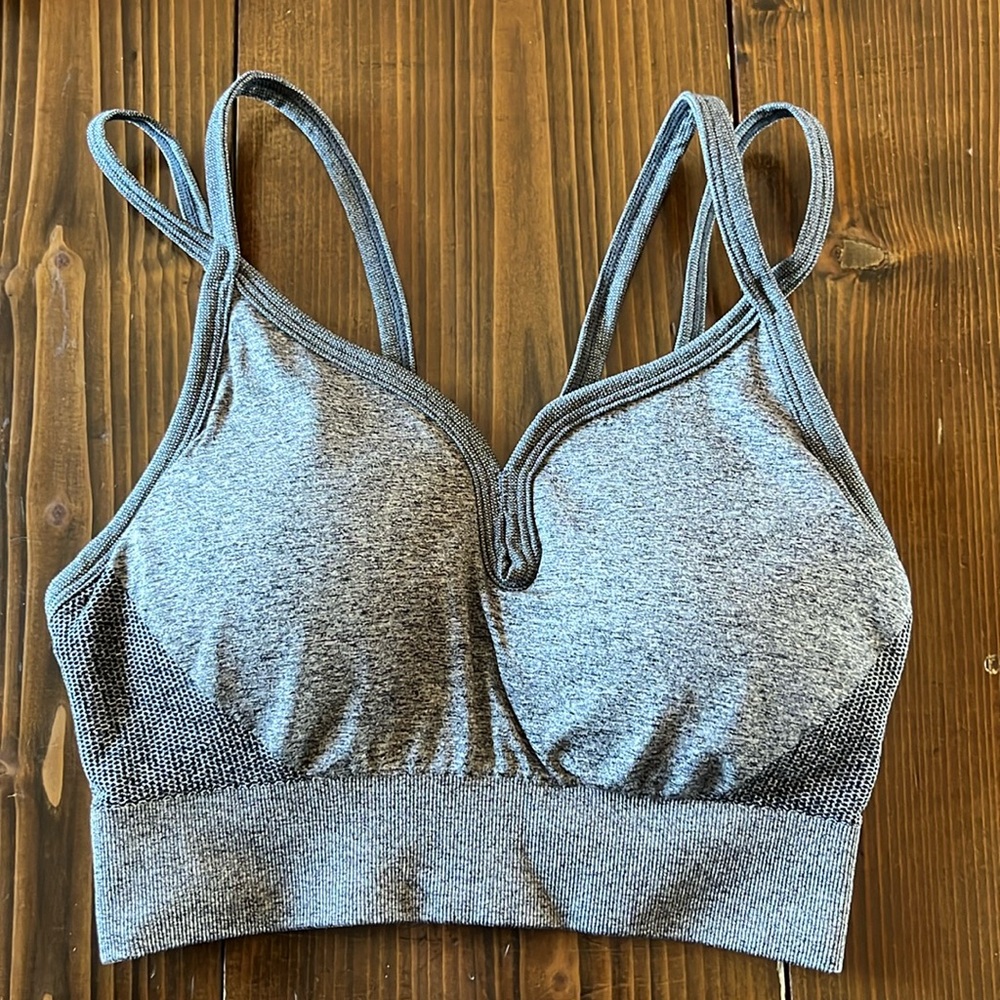 Zella Grey Body Rhythm Sports Bra. Women’s size Medium.